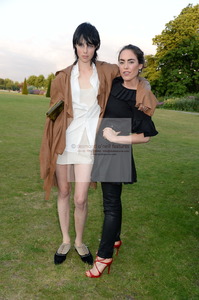 edie_DON-TAB-228_fashion_rules_4jul13_donfeatures.thumb.jpg.01bcedd8578fad39facfd7e20af816a3.jpg