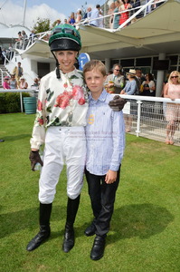 edie_DON-TJM-200_glorious_goodwood_31jul14_donfeatures.thumb.jpg.a28bfb35839a77289fe505c5d8d6fb0c.jpg