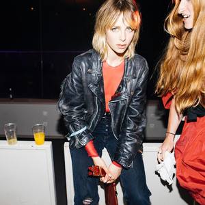 edie_hyeres_saywho_fr.thumb.jpg.1dcdc5c5f7da9d6425552172dc22333c.jpg