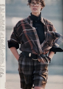 elle_fr_11_june_1984_14.thumb.jpg.4cb9f0ae718f68866ef36825e4fe8120.jpg