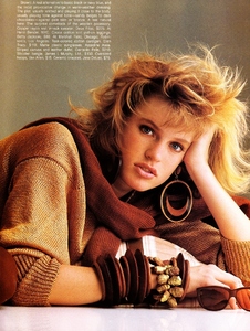 elle_us_mar_1986_20.thumb.jpg.bf6d8e74b00016ae858c592ffa6d762e.jpg