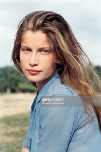 french-actress-and-model-laetitia-casta-on-the-set-of-tv-miniseries-picture-id543857764.jpg