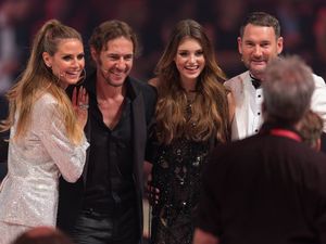 heidi-klumthomas-hayo-siegeriin-celine-bethmann-und-michael-michalsky.thumb.jpg.15e88ef30e17be409000eb4c163a7fbf.jpg