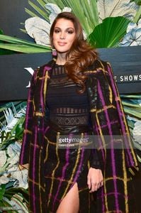 iris-mittenaere-attends-elle-e-and-img-host-new-york-fashion-week-picture-id641382822.jpg