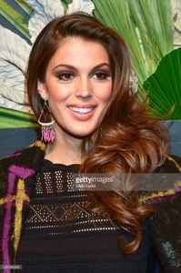 iris-mittenaere-attends-elle-e-and-img-host-new-york-fashion-week-picture-id641382826.jpg