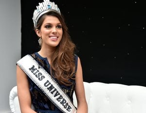 iris_mittenaere_miss_univers_petit_ami_medias_non_stop_people.jpg