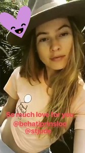 lilyaldridge_15197649_884988948307852_6914885028593795072_n.jpg