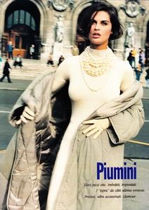 marie_claire_italia_dec_1990_2.thumb.jpg.13fed9a899fd9d6a1c2908dacb92a467.jpg