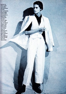 marie_claire_italia_mar_1989_15.thumb.jpg.01ad4f135dee3ce66fddc4deddbd298f.jpg