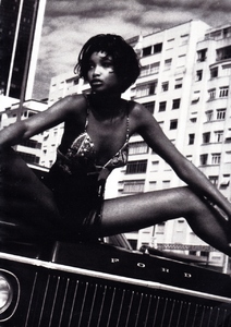marie_claire_italia_mar_1991_72.thumb.jpg.887addb7fa39d8c24617918ff9a302bd.jpg