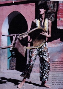 marie_claire_italia_march_1990_38.thumb.jpg.9861a8ca936d180b71e3ced31b56e785.jpg