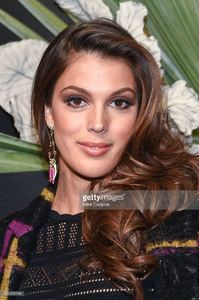 miss-universe-2016-iris-mittenaere-attends-elle-e-and-img-new-york-picture-id634339148.jpg