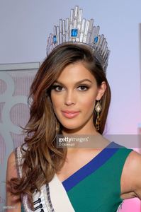 miss-universe-2016-iris-mittenaere-visits-extra-on-february-7-2017-in-picture-id634159642.jpg