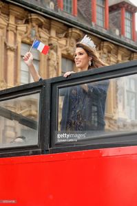 miss-universe-2017-and-miss-france-2016-universe-mittenaere-salutes-picture-id655244136.jpg