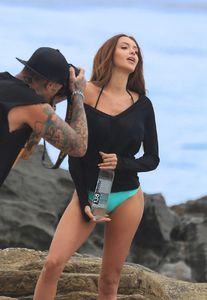 nabilla-benattia-at-138-water-photoshoot-at-miami-beach7_27.jpg