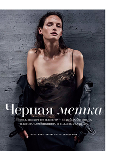 vivien-solari-model05.thumb.jpg.bf60b66430d3c9d7e85f81b49c59abca.jpg