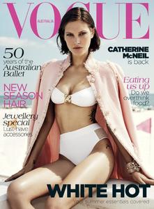 vogue_australia.thumb.jpg.9441c8d6b746414df567c0eb54c4e69b.jpg