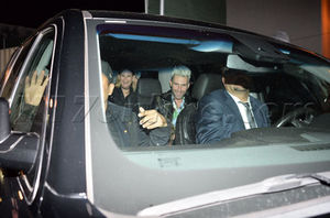x17_adam_levine_051617_04.jpg