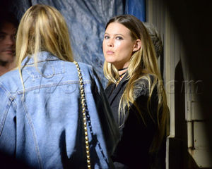 x17_behati_prinsloo_bday_051617_10.jpg