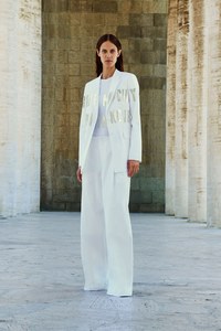 05-givenchy-resort-2018.jpg