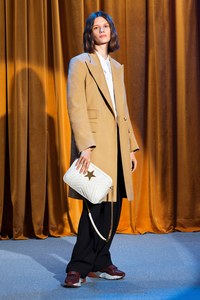 10-stella-mccartney-resort-2018.jpg