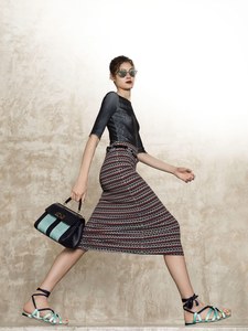 22-Giorgio-Armani-Resort-18.thumb.jpg.49b05c1cc58f34deff308fc0717d7b84.jpg