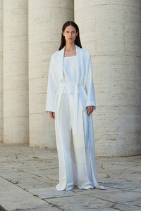 23-givenchy-resort-2018.jpg