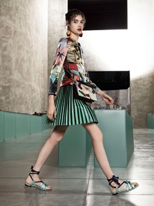 26-Giorgio-Armani-Resort-18.thumb.jpg.6cd0da903e4fad6402d34321787109a7.jpg