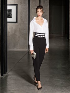 30-_Giorgio-_Armani-_Resort-18.jpg
