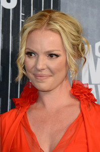 40726573_katherine-heigl-1.jpg