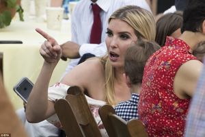 41A8A97800000578-4631096-Ivanka_Trump_looks_angry_as_she_points_her_finger_at_someone_and-a-46_1498181895361.jpg
