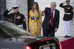 41CA04B700000578-4641364-Trump_waves_as_Modi_leaves_the_White_House_from_the_South_Lawn-a-21_1498533006155.jpg