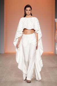 59344c348e56a_StevenKhalilMBFW2016(30).thumb.jpg.69bb91d615769b59b42e2e8dbd4205b5.jpg