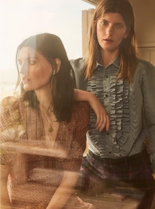 593b6ea63ab5a_HarpersBazaarUK-July2017-29.thumb.jpg.e715db923da019e3a6249e2f8b2967be.jpg