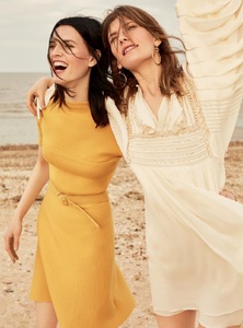 593b6ed9294ec_HarpersBazaarUK-July2017-32.thumb.jpg.6c0545682c9e837065f446b50873215f.jpg