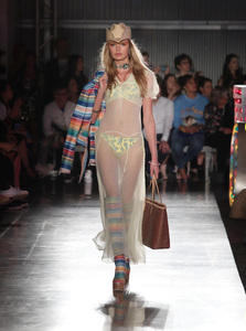 romees090617BZNimage16.jpg