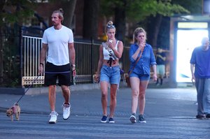    ninaa120617BZNimage135.jpg