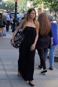  hklum130617BZNimage68.jpg