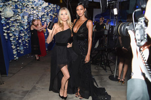 Lais+Ribeiro+2017+Fragrance+Foundation+Awards+j155V8WQVWrx.jpg