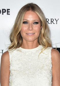 Gwyneth+Paltrow+UCLA+Mattel+Children+Hospital+2_Moq7l5Ipxx.jpg