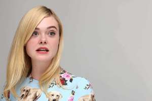 Elle-Fanning --The-Beguiled-Press-Conference--19.jpg