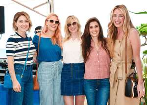 594364dfa328d_Sasha-Alexander-and-Shiri-Appleby-Madewell-and-the-Surfrider-Foundation-Collaboration-Launch--06.thumb.jpg.2e6025770ea1056aa31338fecd04552b.jpg