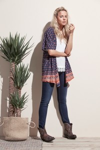 59453ba38248d_SarahWarnaarlibertyislandfestivalfever12.thumb.jpg.91b5576602c430890d197e57282d56ad.jpg