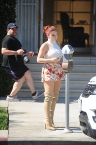        arielw190617BZNimage71.jpg