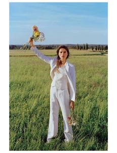 Marie Claire France Aot 2017-page-010.jpg