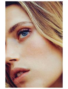 Marie Claire France Aot 2017-page-015.jpg