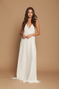 594c92b101e7d_AthenaWhiteMaxiDress-2.thumb.jpg.0000a3d5c58764e61e5a82433e31493d.jpg