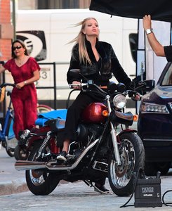 daphneg230617BZNimage10.jpg