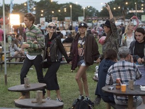  poppyd240617BZNimage105.jpg