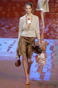 Valentino SS05 show2 CC 159.jpg